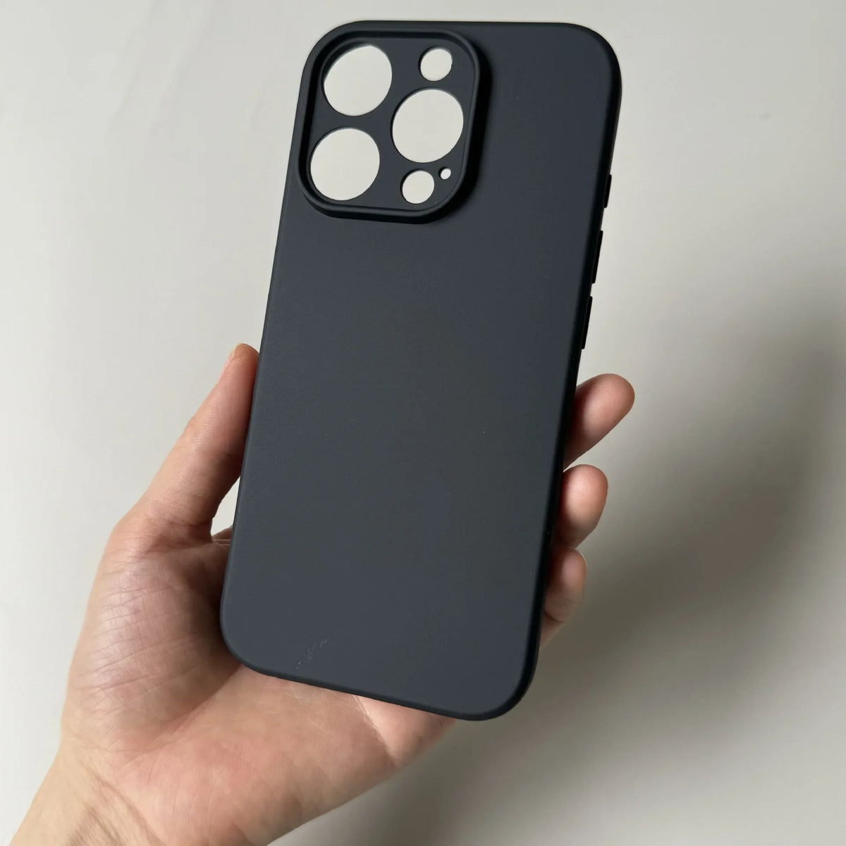AoZilin Silicone Matte Full Coverage Phone Case For iPhones
